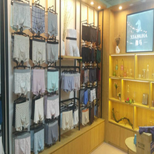 佛山市妙想服饰有限公司 鞋帽零售领域的创新力量